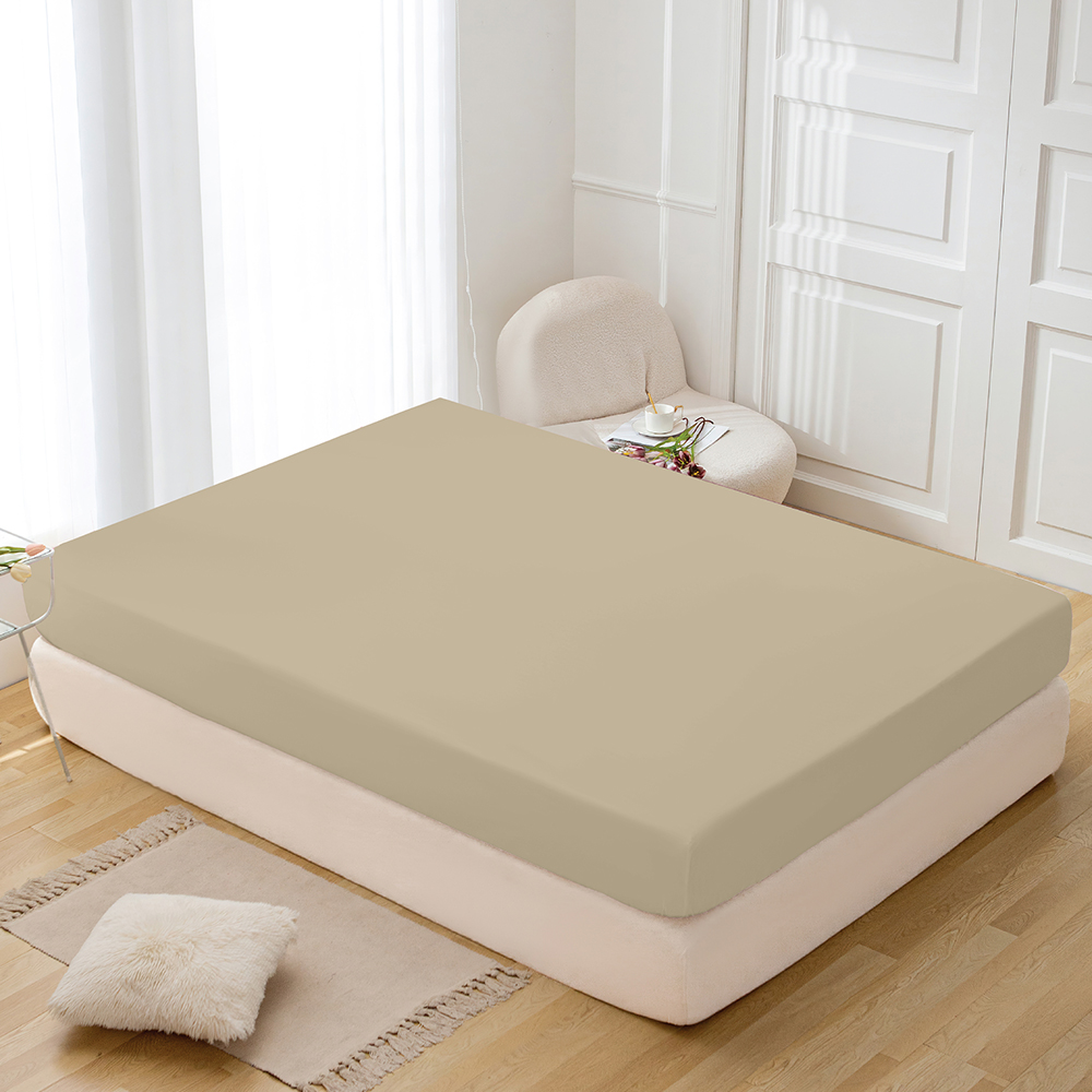 Penutup pelindung lembaran coklat